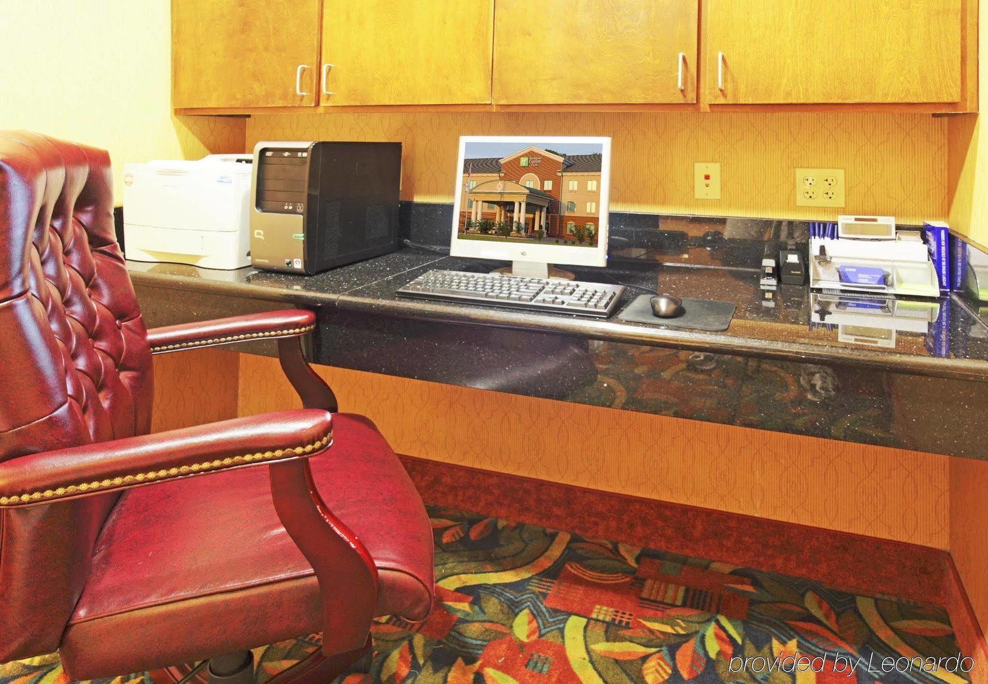 Holiday Inn Express Suites Little Rock West By Ihg Екстер'єр фото